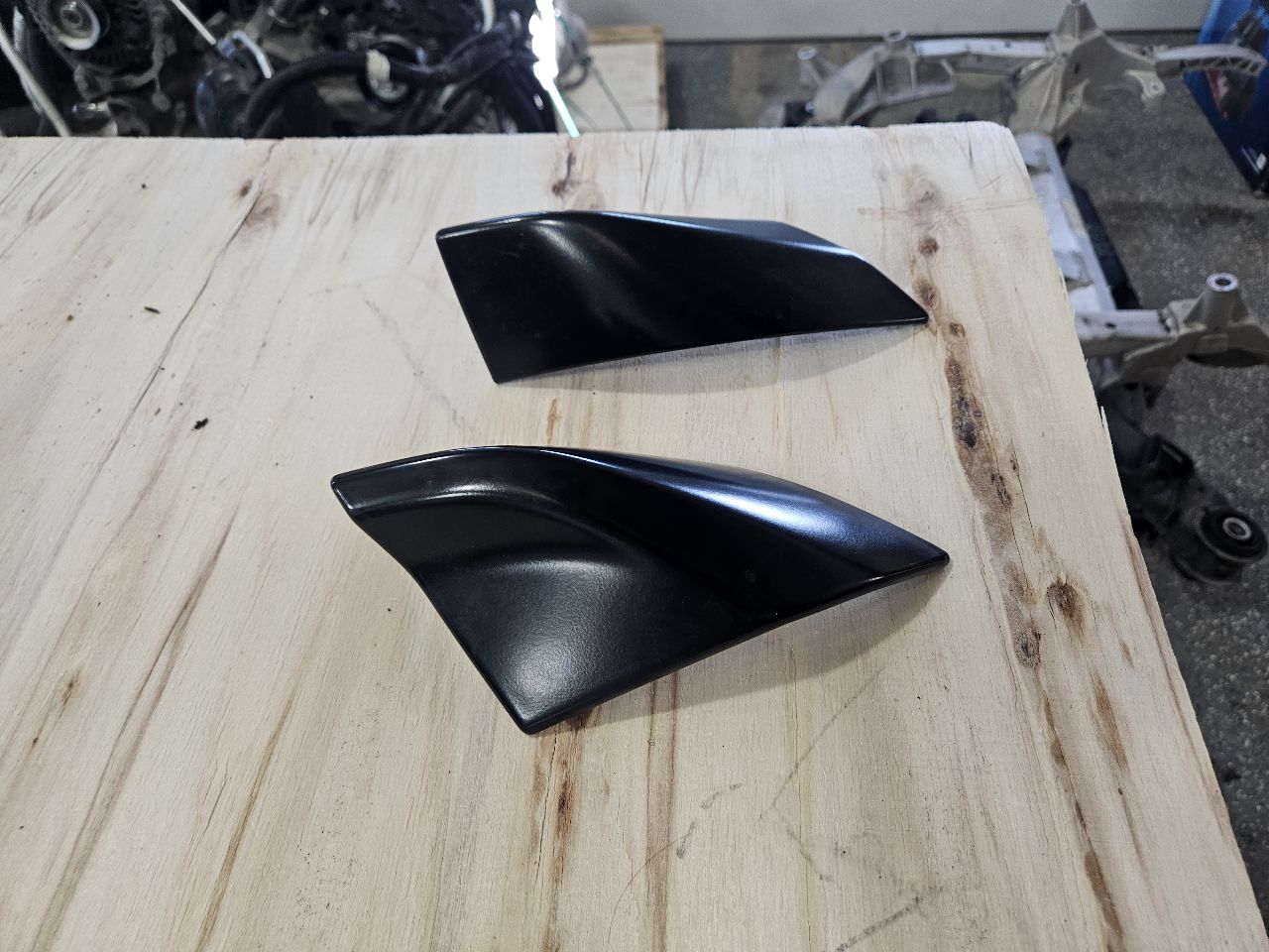 2019 CAMARO DECKLID W/1LE SPOILER RED G7E 32481 - image 10
