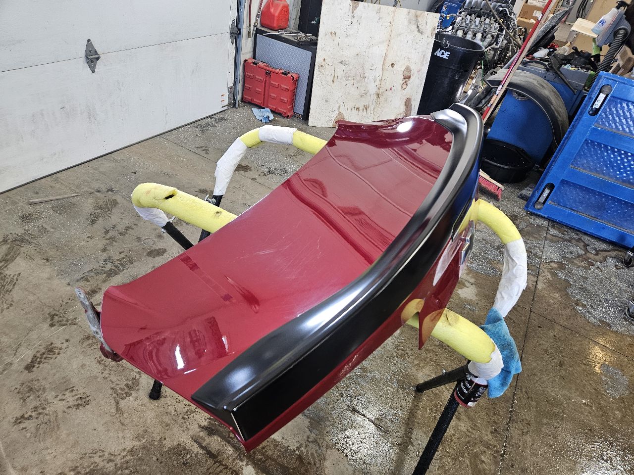 2019 CAMARO DECKLID W/1LE SPOILER RED G7E 32481 - image 3