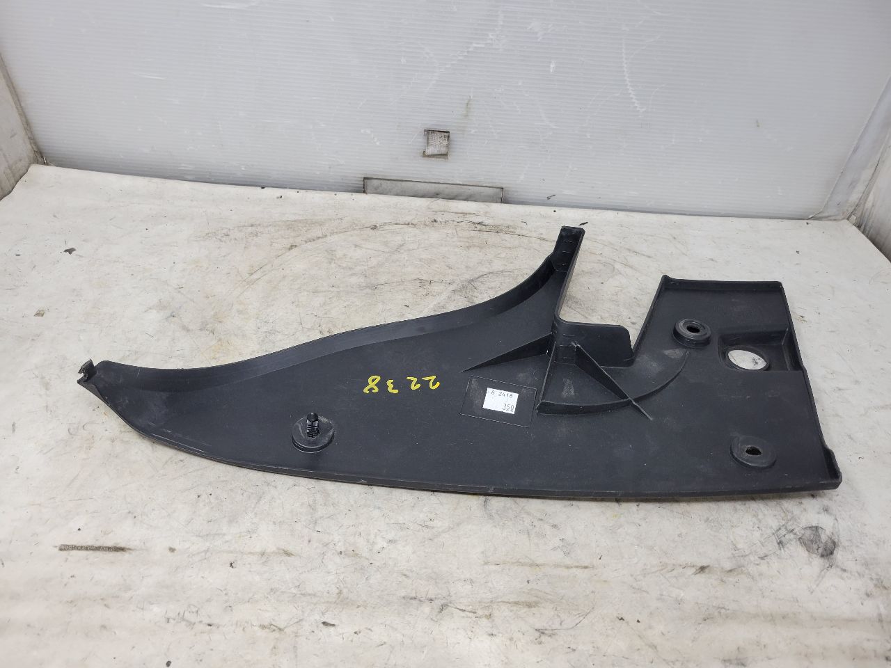 2019 CAMARO LH TAIL LAMP COVER FILLER PANEL 32483 - image 13