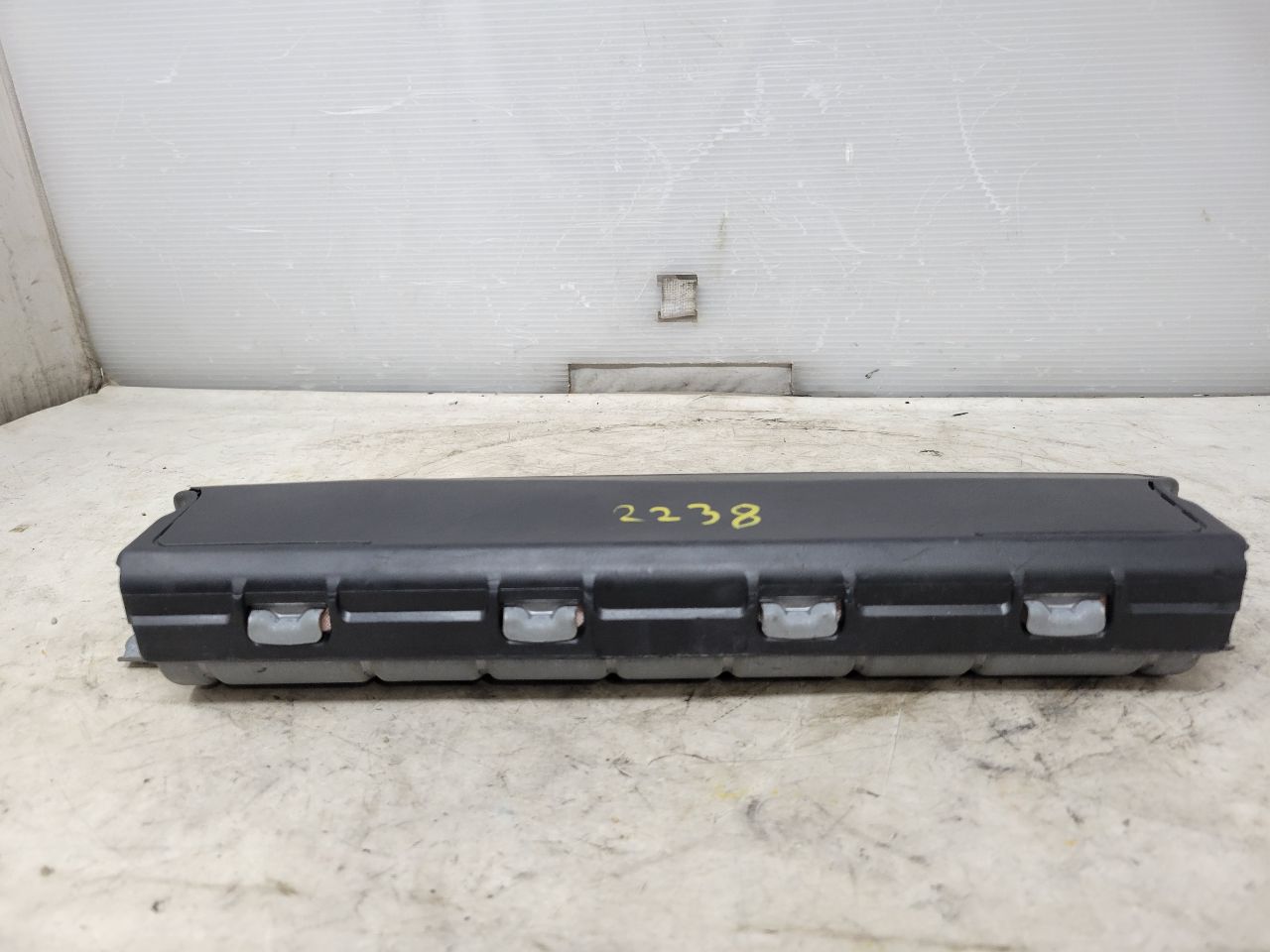2019 CAMARO RH PASSENGER KNEE BAG 84081261 32484 - image 4