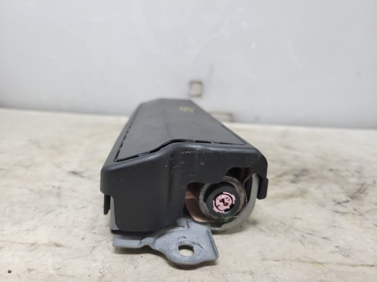 2019 CAMARO RH PASSENGER KNEE BAG 84081261 32484 - image 5