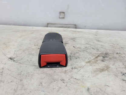 2019 CAMARO REAR SEAT BELT BUCKLE LH RH 84002412 32490 - image 5
