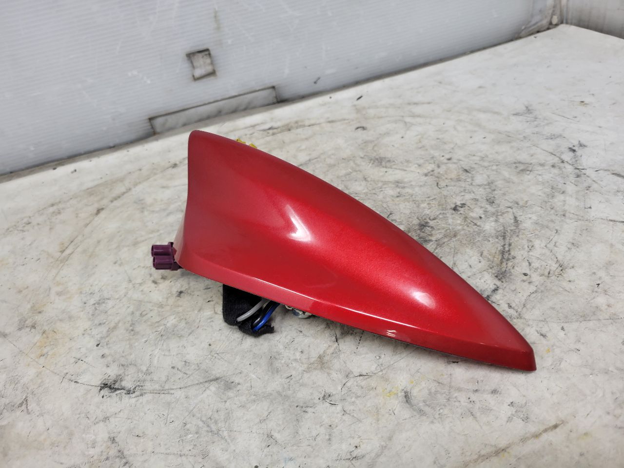 2019 CAMARO SHARK FIN ANTENNA WHITE 84570606 32506 - image 6