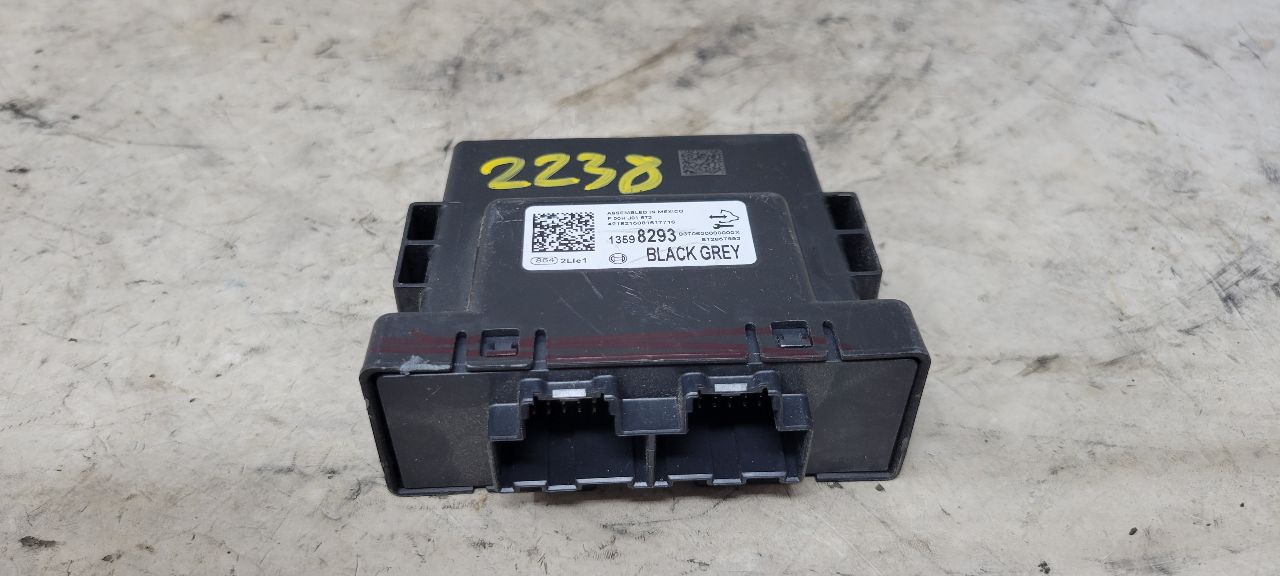 2019 CAMARO SERIAL DATA GATEWAY MODULE 13598293 32511 - image 2