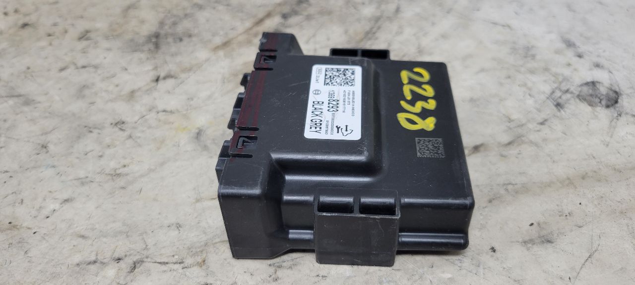 2019 CAMARO SERIAL DATA GATEWAY MODULE 13598293 32511 - image 3