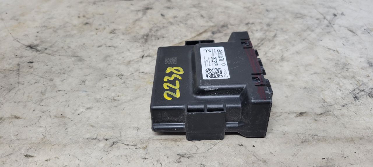 2019 CAMARO SERIAL DATA GATEWAY MODULE 13598293 32511 - image 5