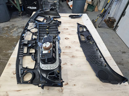 2019 CAMARO UPPER DASH PANEL & RH BAG 32515 - image 13