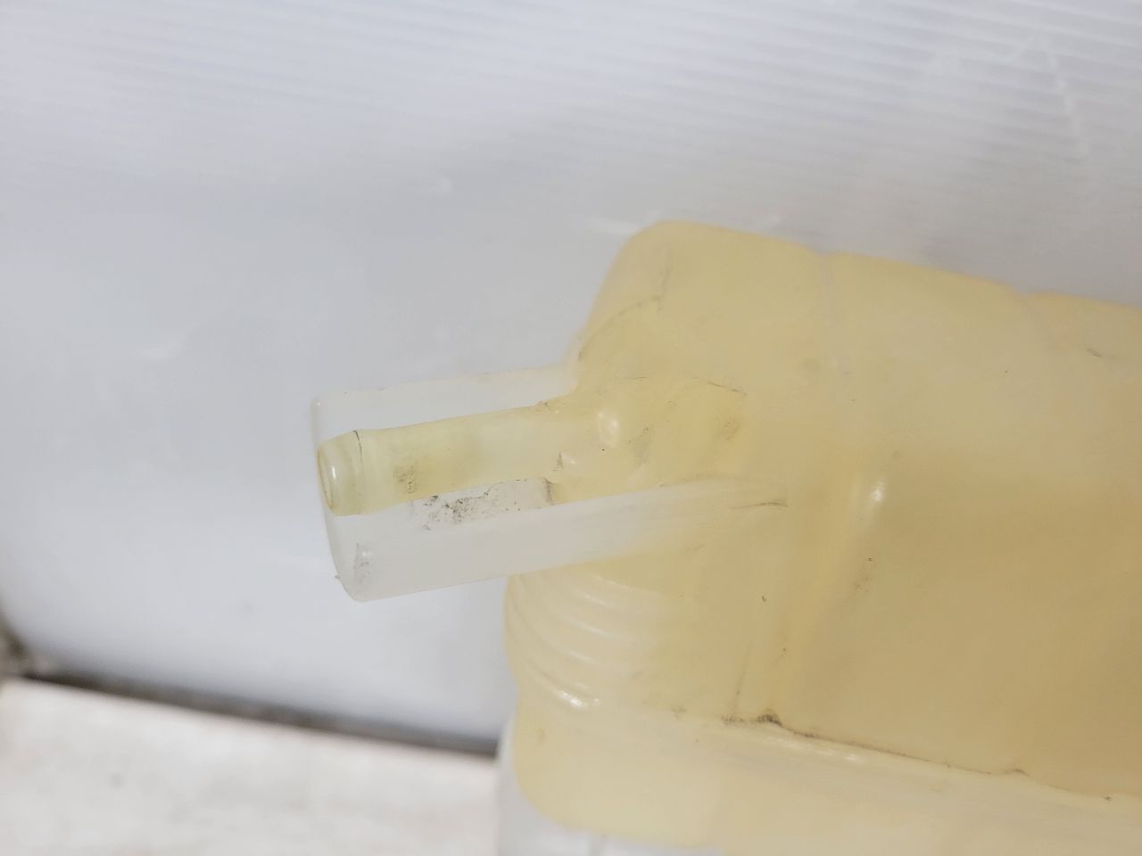 2019 CAMARO COOLANT BOTTLE TANK 22948113 32522 - image 3