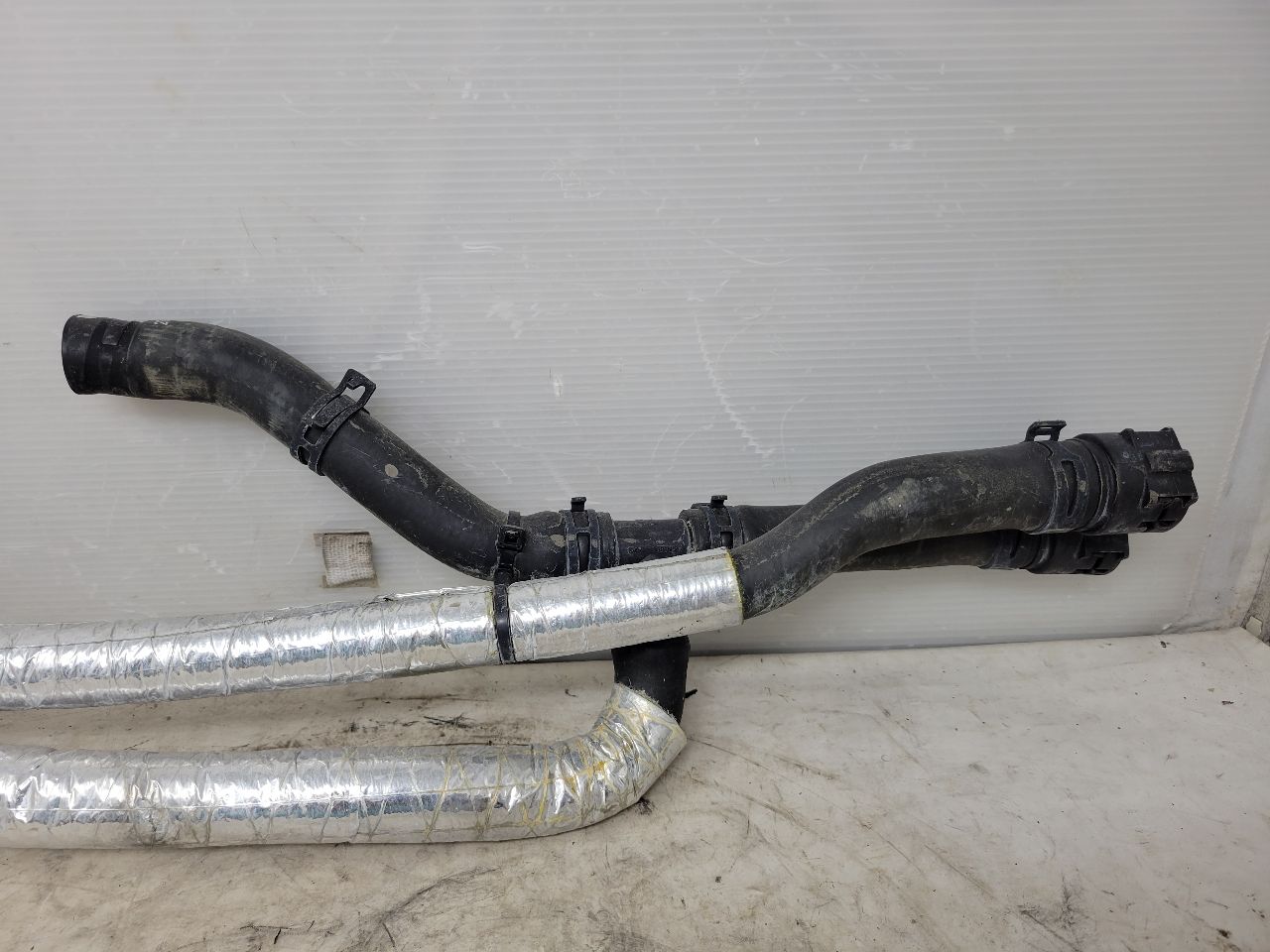 2019 CAMARO 6.2L HEATER HOSES INLET OUTLET 19K 32525 - image 6
