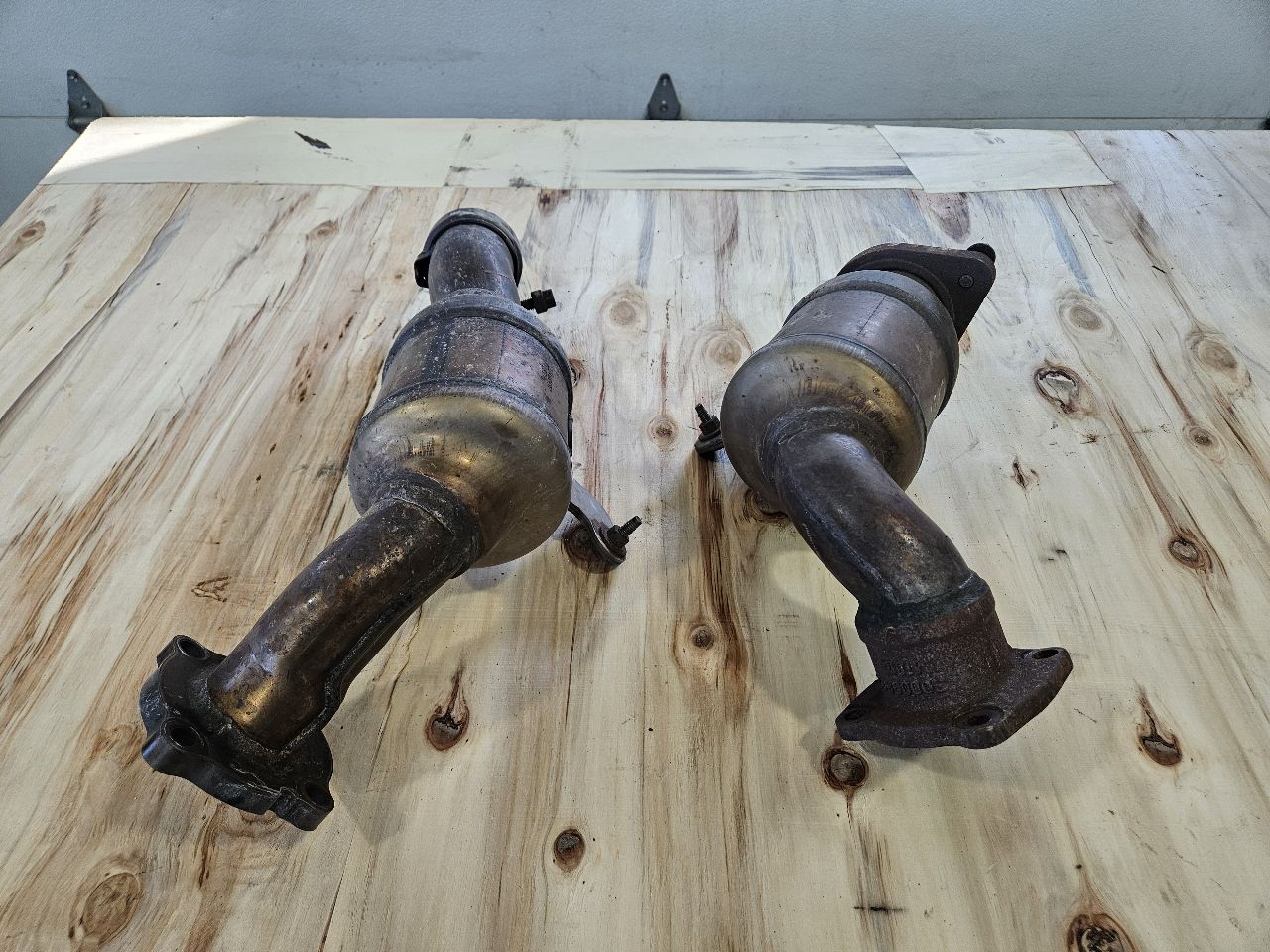 2019 CAMARO OEM 6.2L EXHAUST Y PIPE PAIR 19K MI 32536 - image 1