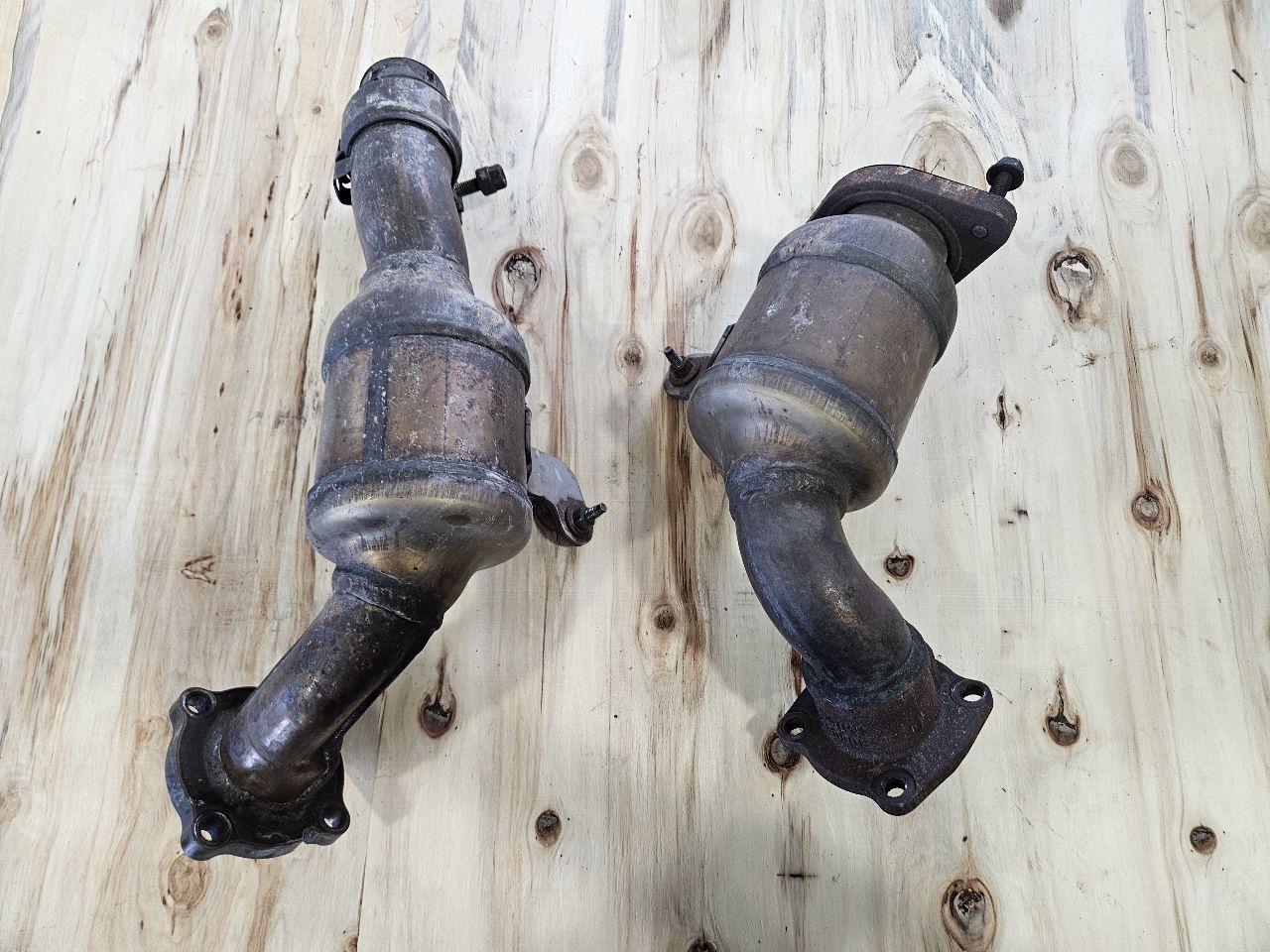 2019 CAMARO OEM 6.2L EXHAUST Y PIPE PAIR 19K MI 32536 - image 2