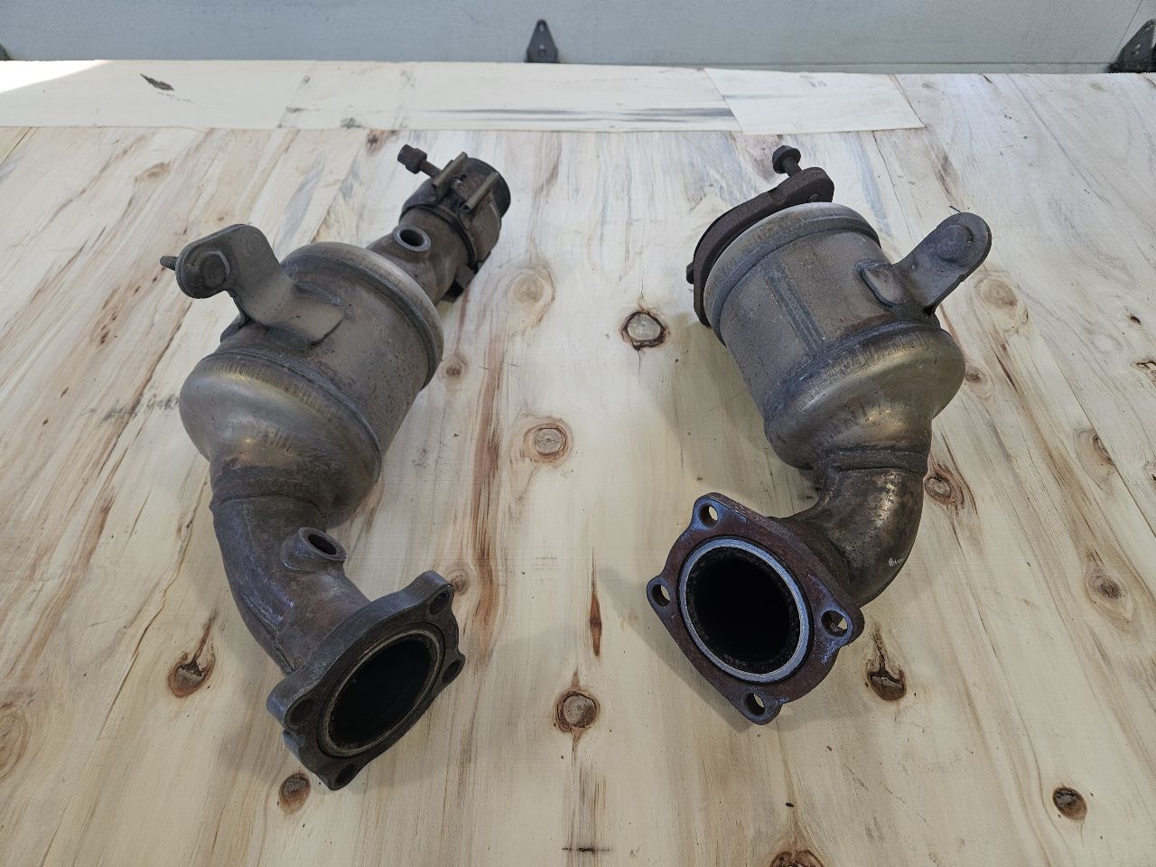 2019 CAMARO OEM 6.2L EXHAUST Y PIPE PAIR 19K MI 32536 - image 3