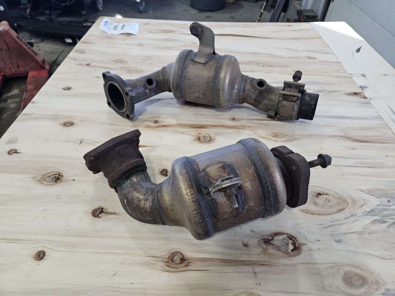 2019 CAMARO OEM 6.2L EXHAUST Y PIPE PAIR 19K MI 32536 - image 4