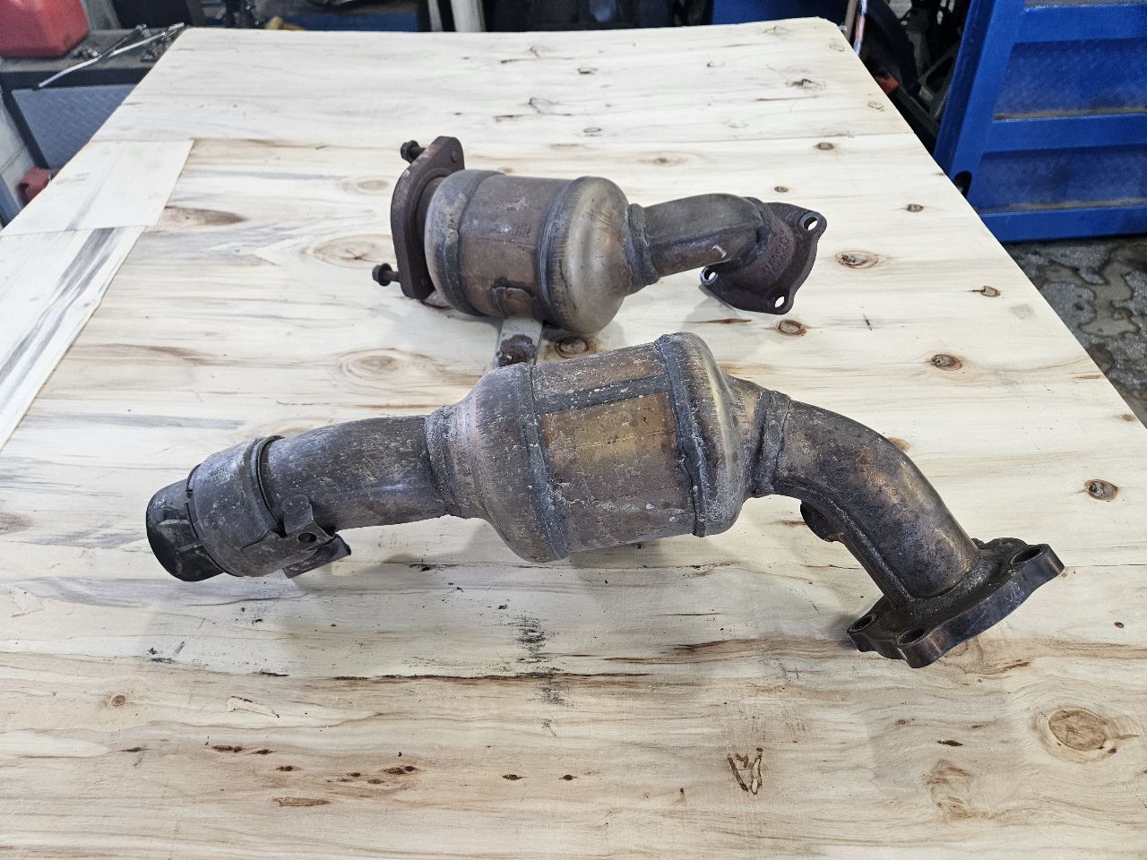 2019 CAMARO OEM 6.2L EXHAUST Y PIPE PAIR 19K MI 32536 - image 8