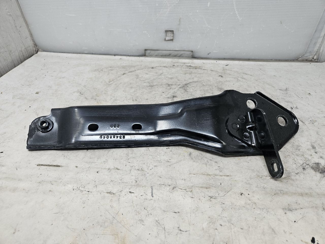 2020 ESCALAESV LH FENDER UPPER FIREWALL BRACKET 32558 - image 6