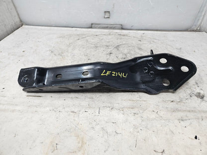 2020 ESCALAESV LH FENDER UPPER FIREWALL BRACKET 32558 - image 8