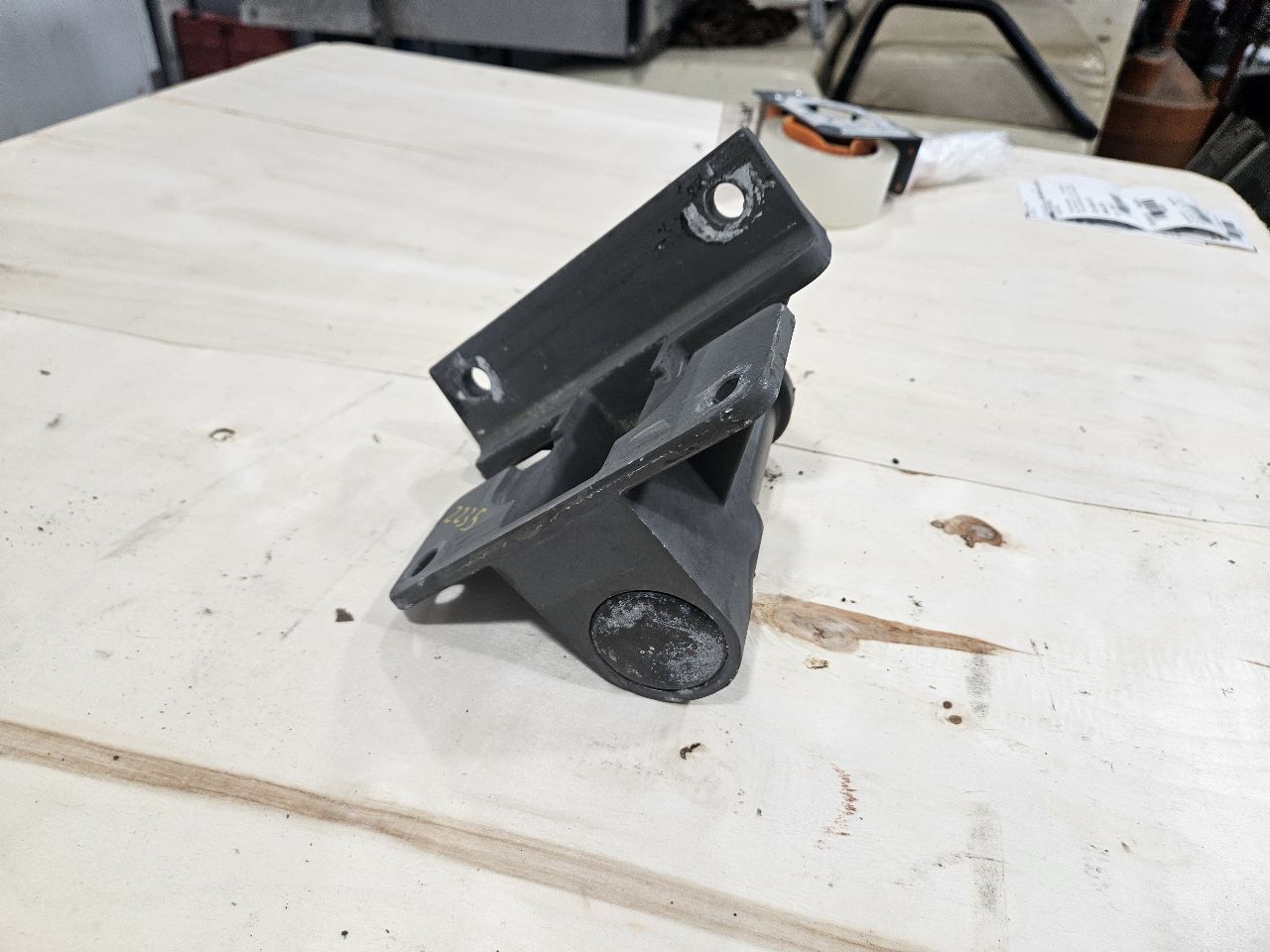 2019 SILVRDO15 POWER RUNNING BOARD HINGE LH OR RH 32571 - image 8