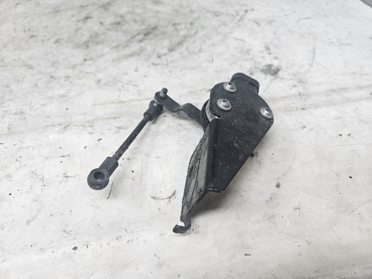 2019 ESCALADE LH REAR RIDE HEIGHT SENSOR 23152100 32577 - image 5