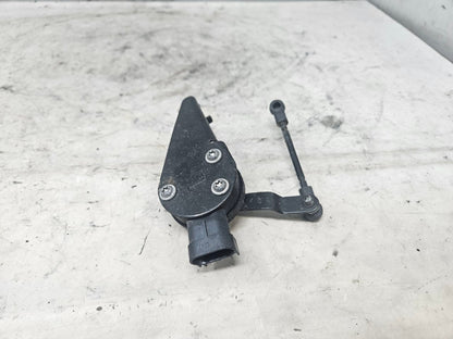 2019 ESCALADE LH REAR RIDE HEIGHT SENSOR 23152100 32577 - image 8