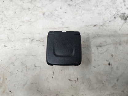 2018 ESCALAESV CONSOLE 120V AC OUTLET 22943127 32595 - image 1