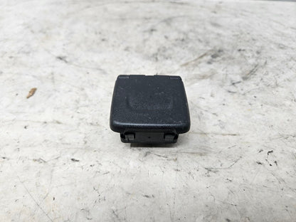 2018 ESCALAESV CONSOLE 120V AC OUTLET 22943127 32595 - image 12