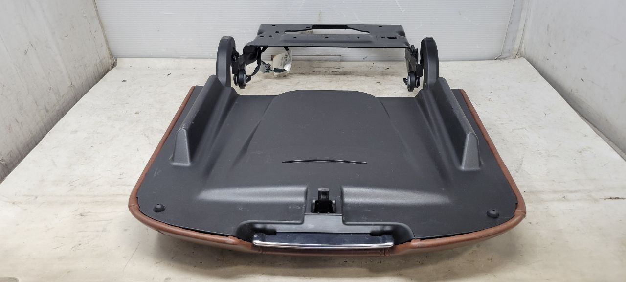 2016 ESCALADE CONSOLE LID BLACK & VECCHIO BROWN 32597 - image 9