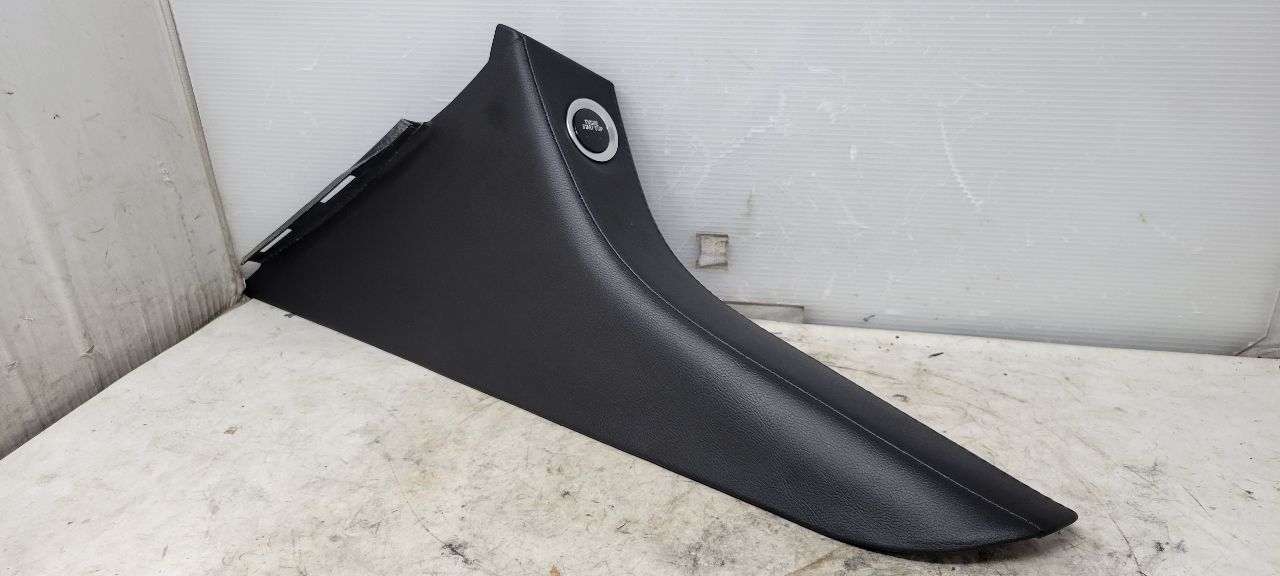 2016 ESCALADE CENTER CONSOLE LH UPPER TRIM W/START 32600 - image 1