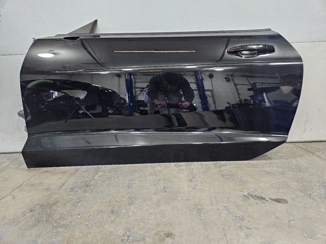 2017 CAMARO LH DOOR BLACK GBA 6S1 SCRATCHES 32603 - image 2