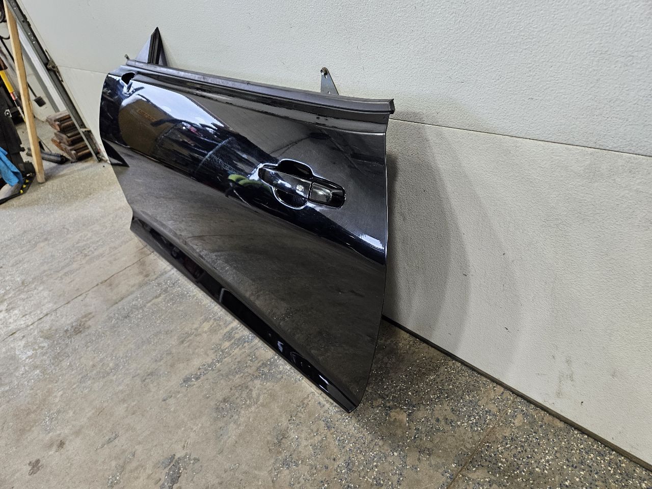 2017 CAMARO LH DOOR BLACK GBA 6S1 SCRATCHES 32603 - image 3