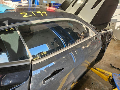 2017 CAMARO RH DOOR BLACK GBA SMALL DENT 4D1 32604 - image 8