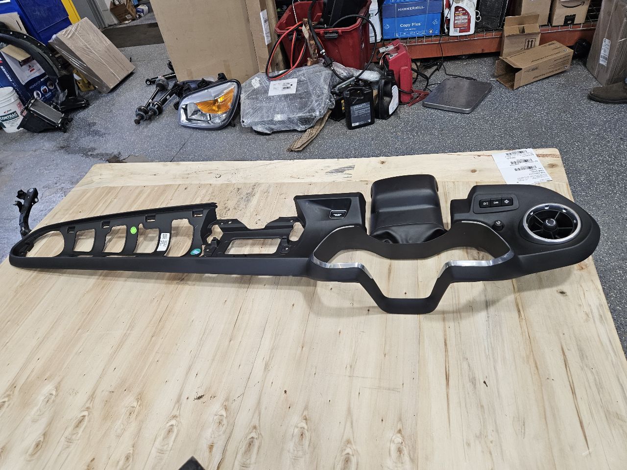 2017 CAMARO CLUSTER RADIO DASH BEZEL 84225815 32607 - image 9