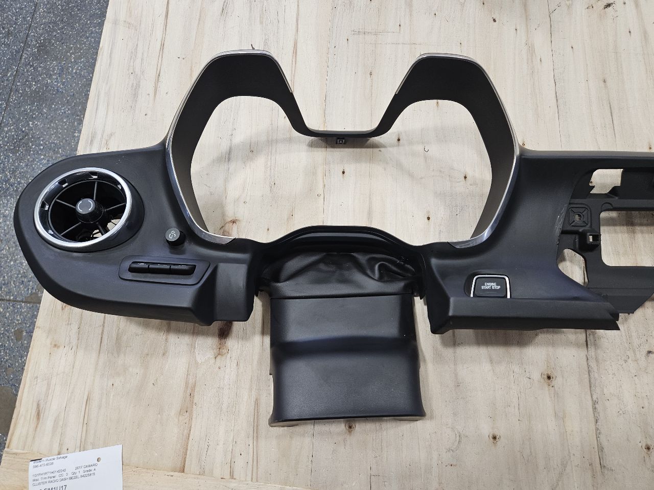 2017 CAMARO CLUSTER RADIO DASH BEZEL 84225815 32607 - image 15