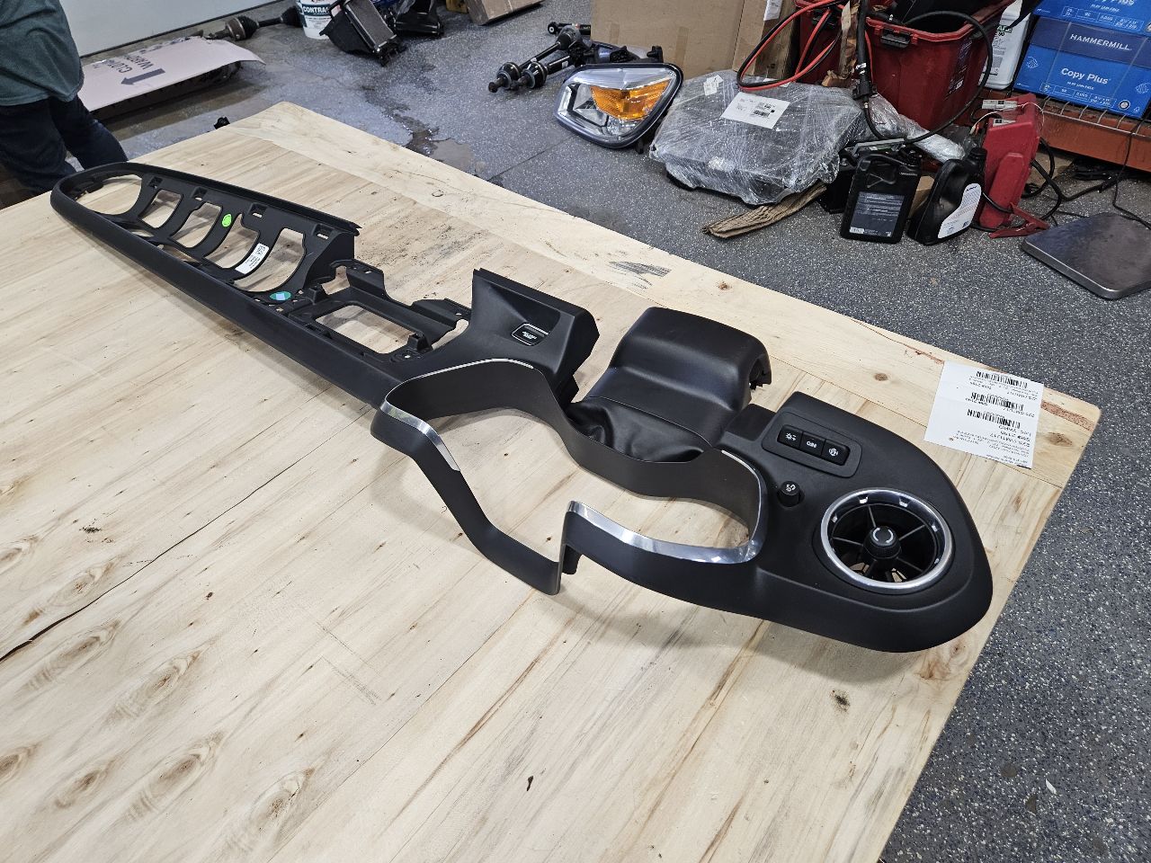 2017 CAMARO CLUSTER RADIO DASH BEZEL 84225815 32607 - image 17