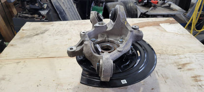 2017 CAMARO LH DRIVER REAR SPINDLE & HUB 48K 32624 - image 3