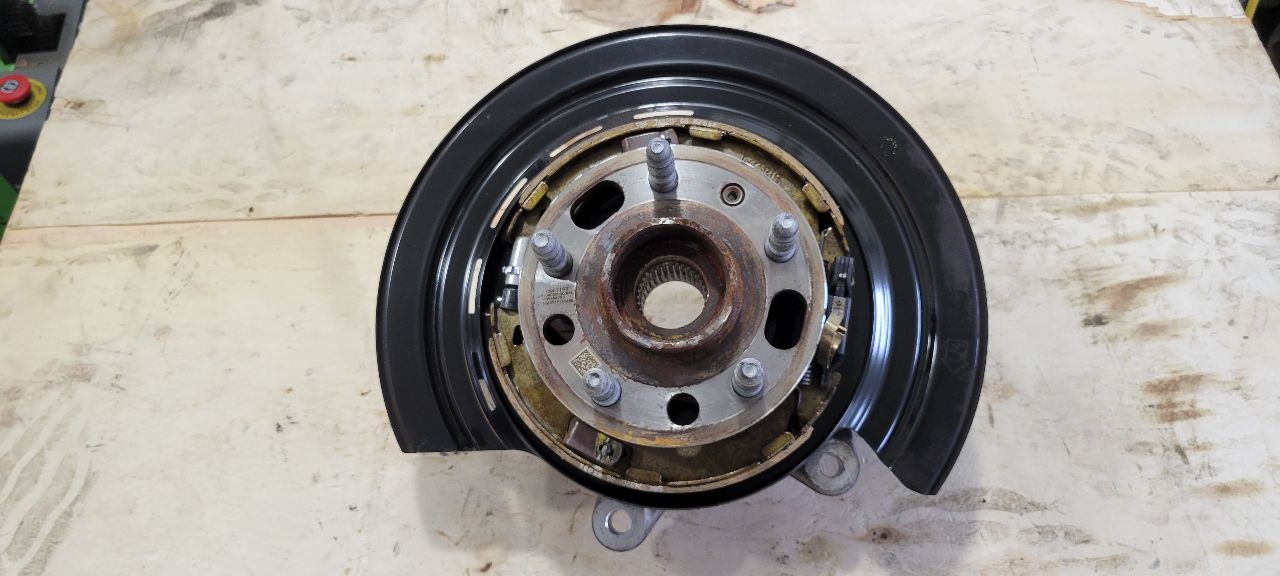 2017 CAMARO LH DRIVER REAR SPINDLE & HUB 48K 32624 - image 7