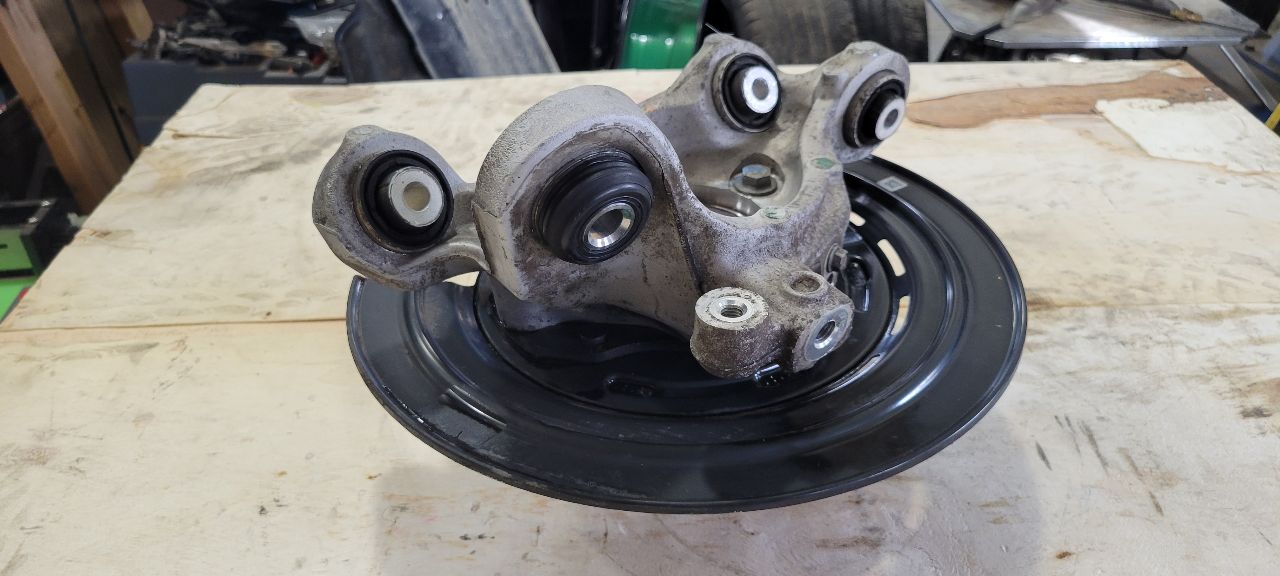 2017 CAMARO RH PASSENGER REAR SPINDLE & HUB 48K 32625 - image 4