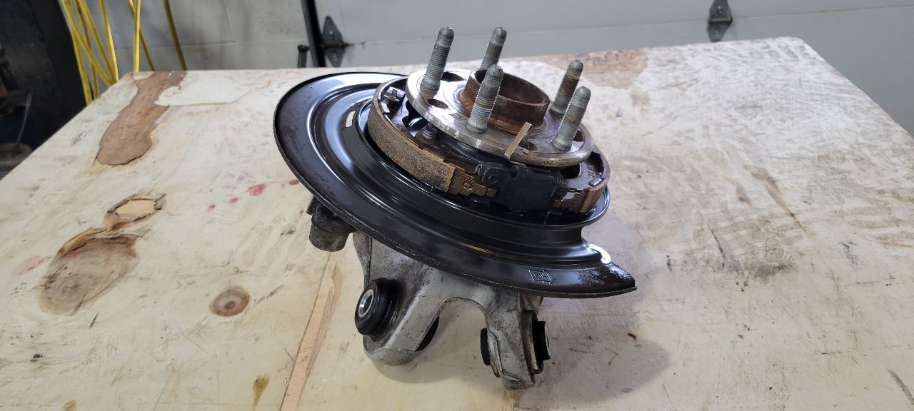 2017 CAMARO RH PASSENGER REAR SPINDLE & HUB 48K 32625 - image 10