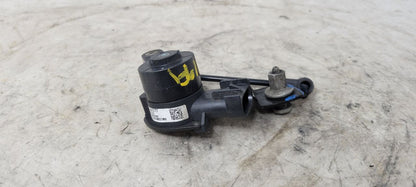 2017 CAMARO RH REAR RIDE HEIGHT SENSOR 23405177 32629 - image 1