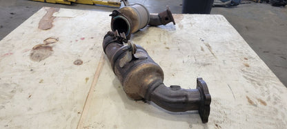 2017 CAMARO OEM 6.2L EXHAUST Y PIPE PAIR 48K MI 32638 - image 4