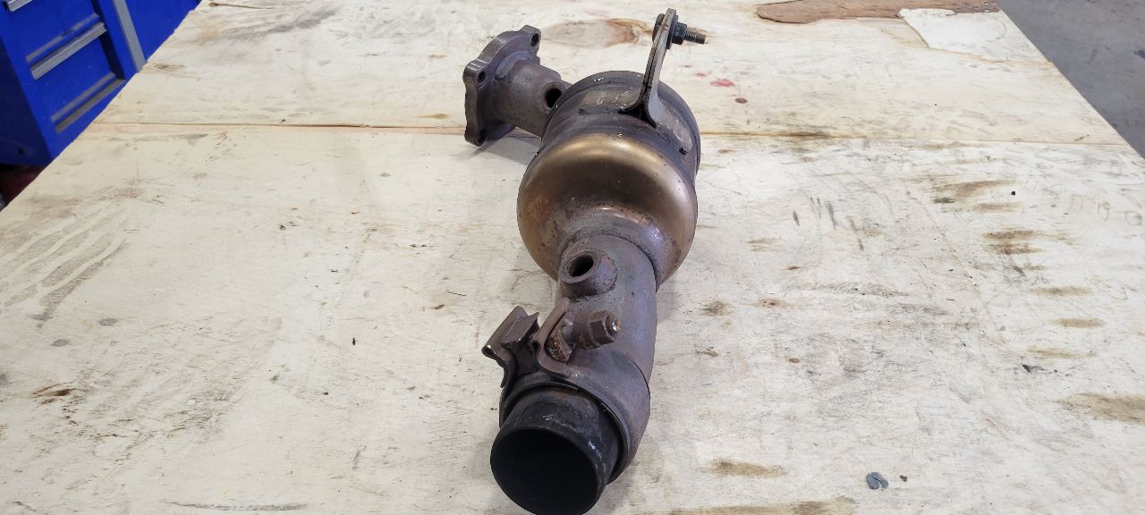 2017 CAMARO OEM 6.2L EXHAUST Y PIPE PAIR 48K MI 32638 - image 13