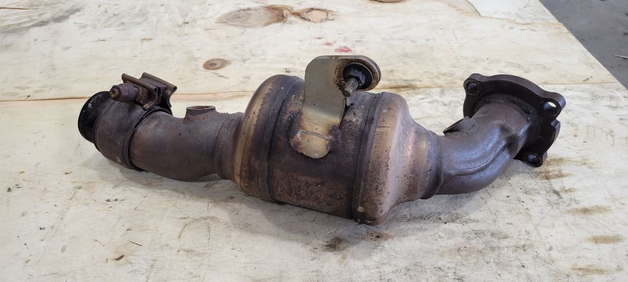 2017 CAMARO OEM 6.2L EXHAUST Y PIPE PAIR 48K MI 32638 - image 14
