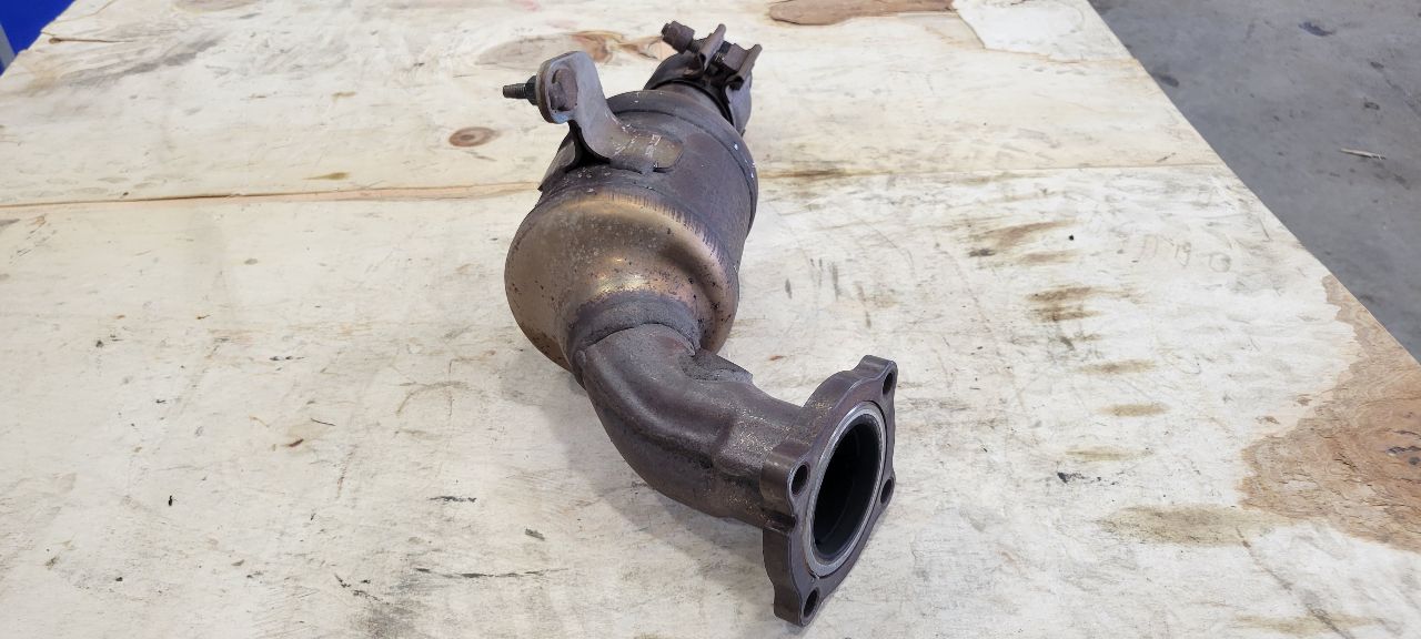 2017 CAMARO OEM 6.2L EXHAUST Y PIPE PAIR 48K MI 32638 - image 15