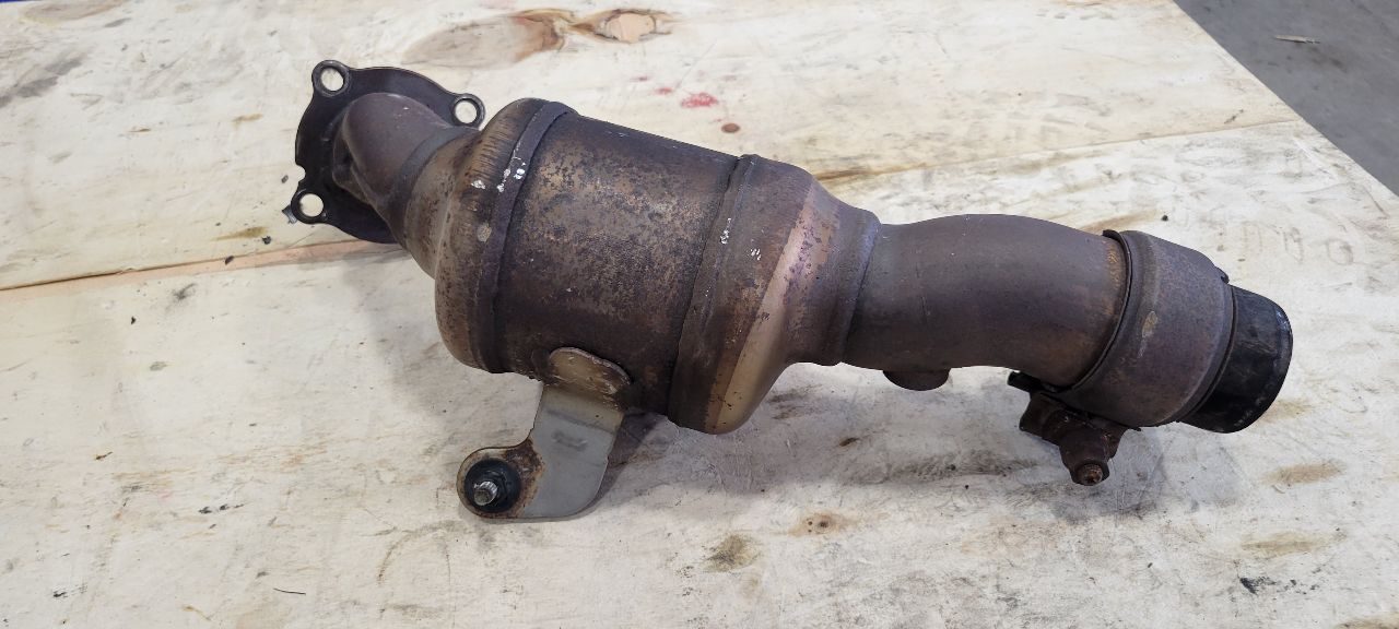 2017 CAMARO OEM 6.2L EXHAUST Y PIPE PAIR 48K MI 32638 - image 18