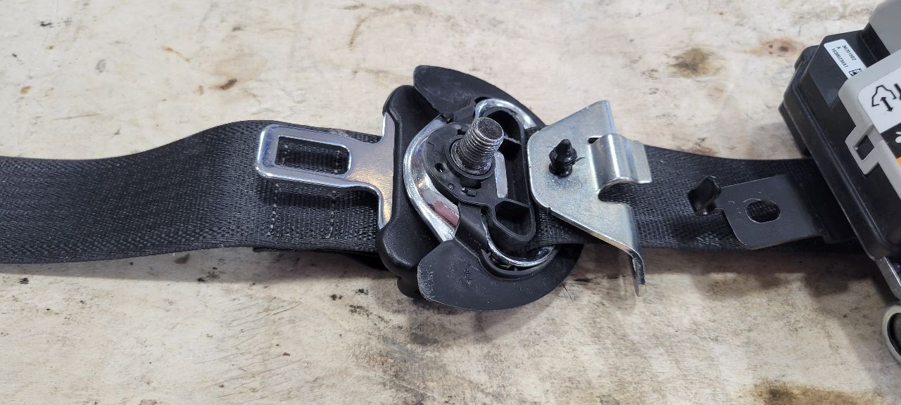 2019 ESCALADE RH PASSENGER FRONT SEAT BELT BLACK 32680 - image 14