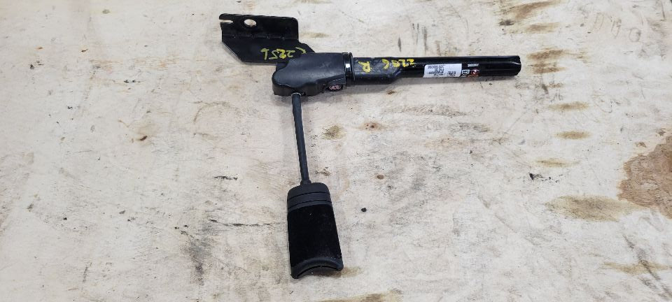 2020 SIERDEN15 RH SEATBELT TENSIONER BLACK 32684 - image 1