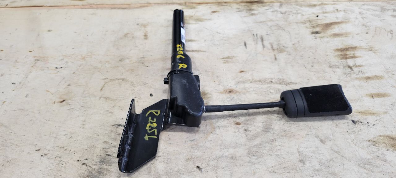 2020 SIERDEN15 RH SEATBELT TENSIONER BLACK 32684 - image 5