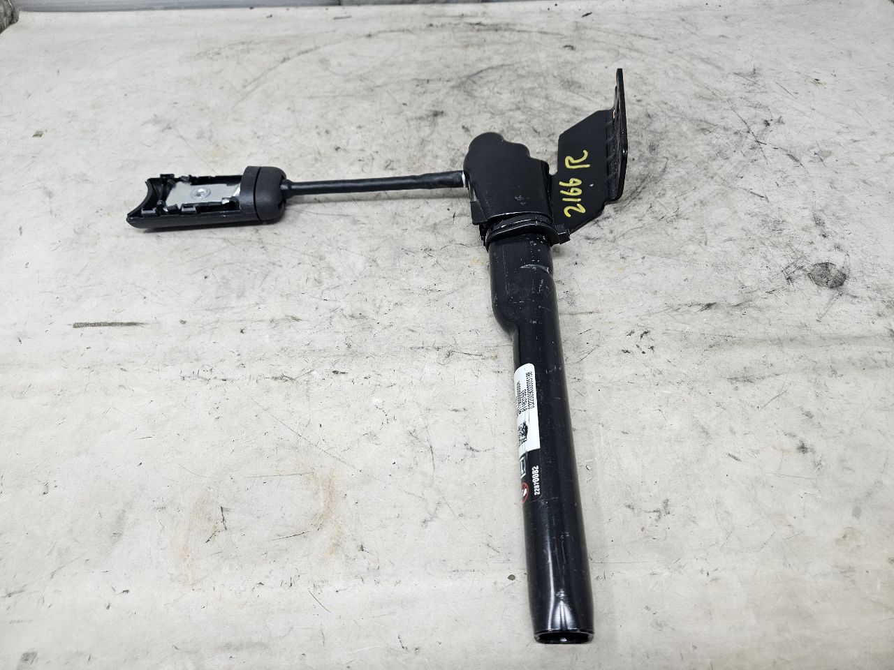 2020 SIERRA150 RH SEATBELT TENSIONER BLACK 32685 - image 2