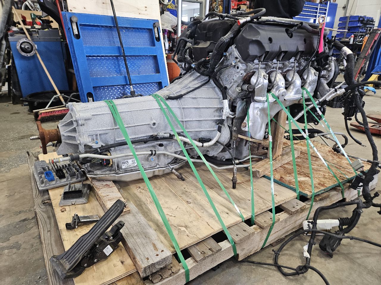 2017 CAMARO 6.2L LT1 ENGINE 8 SPEED 48K DROP OUT 32693 - image 14