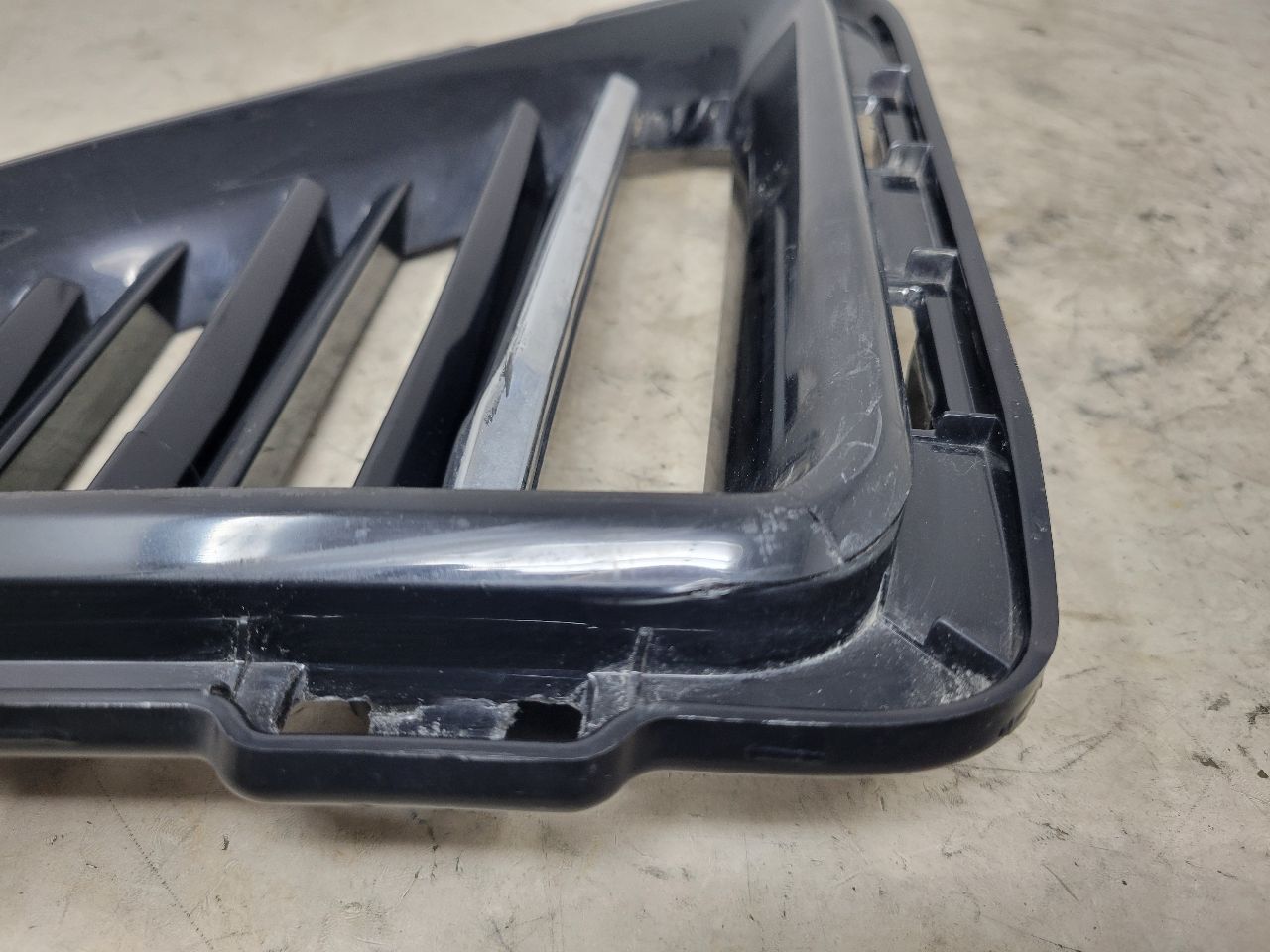 2017 CAMARO SS LH LOWER GRILLE 84278550 32714 - image 14