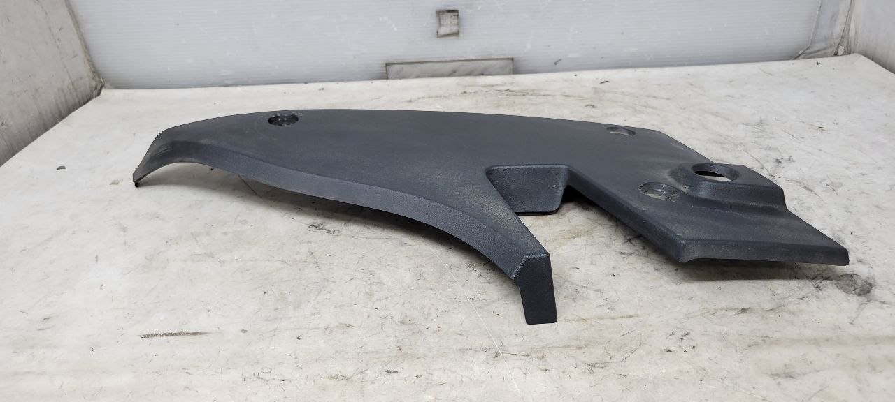 2017 CAMARO LH TAIL LAMP COVER FILLER PANEL 32716 - image 2